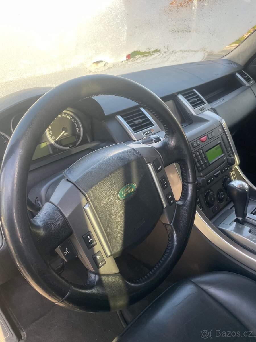 LAND ROVER RANGE ROVER TDV6 HSE Sport rezervovano - 15