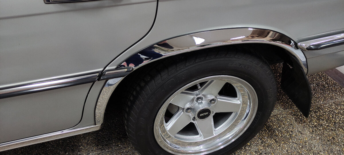 Mercedes-Benz 116 280 CE - 15