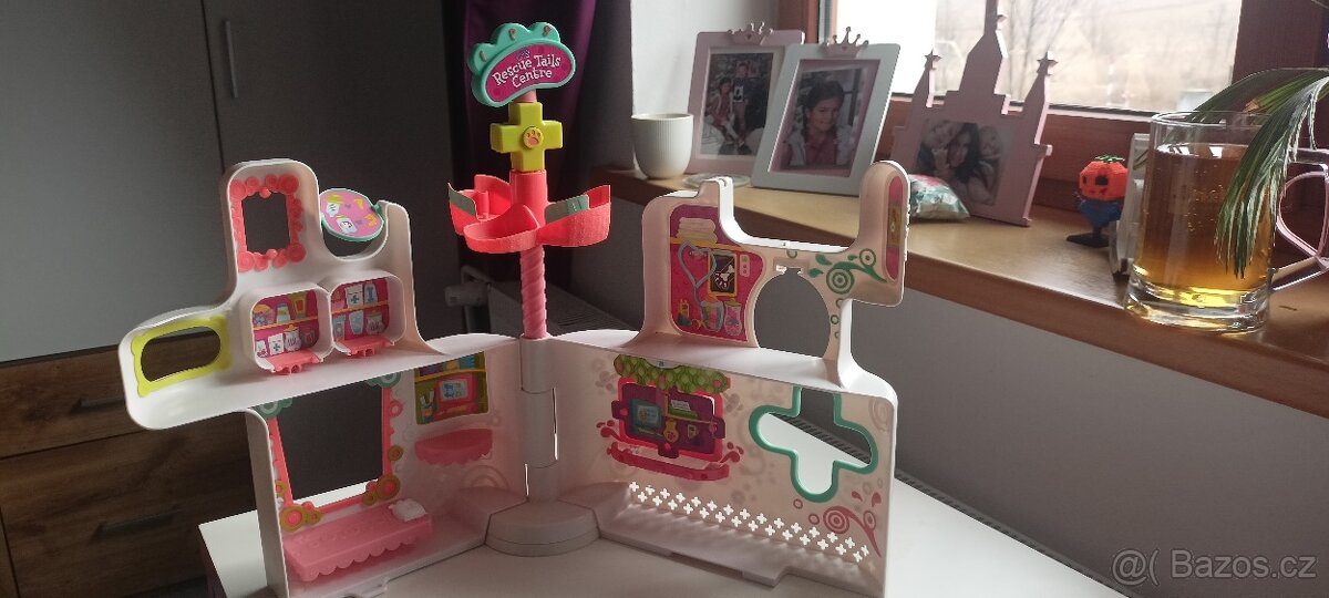 Littlest pet shop - 15