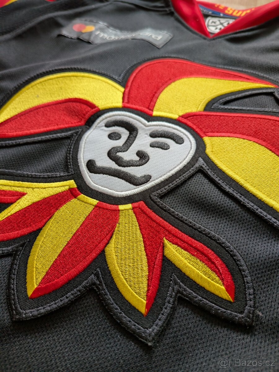 Hokejové dresy a artefakty všeho druhu - 15