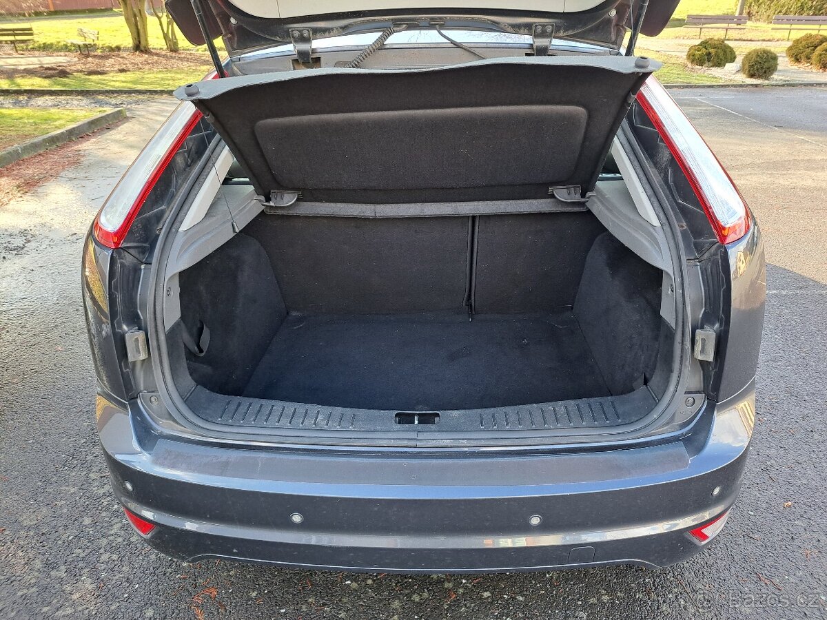 Ford Focus 1.8 16V duratec 92kw,r.v.2010 - 15