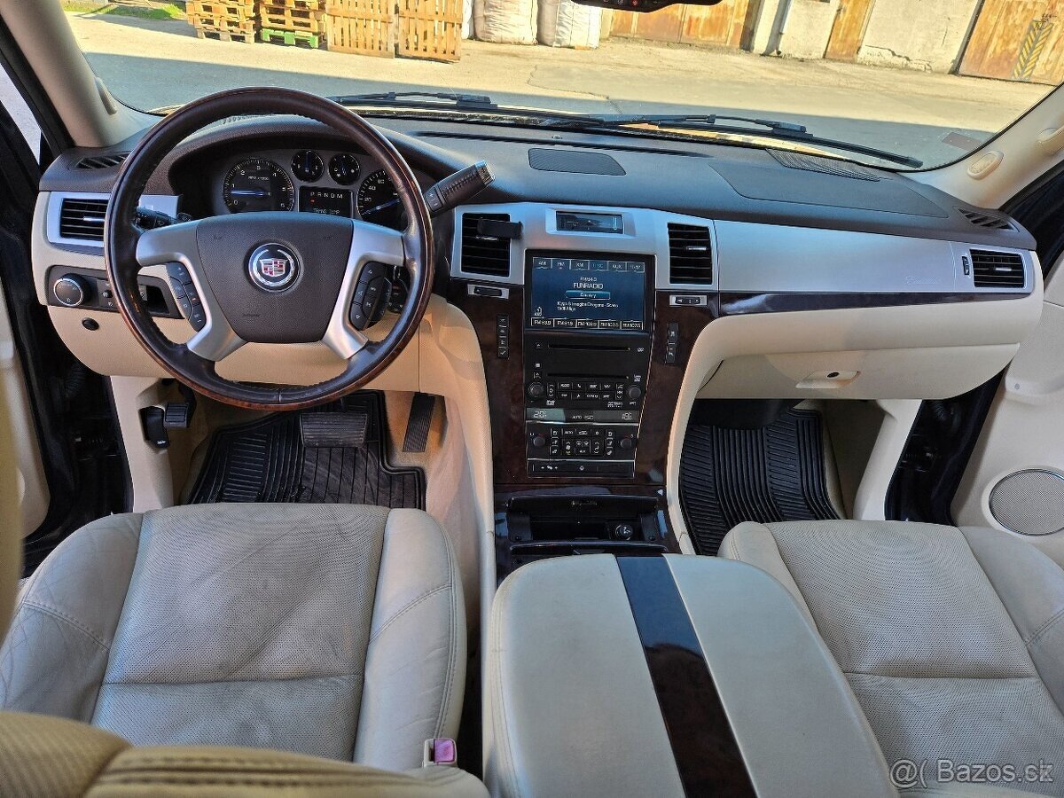 Cadillac Escalade 6.2 V8 - 15