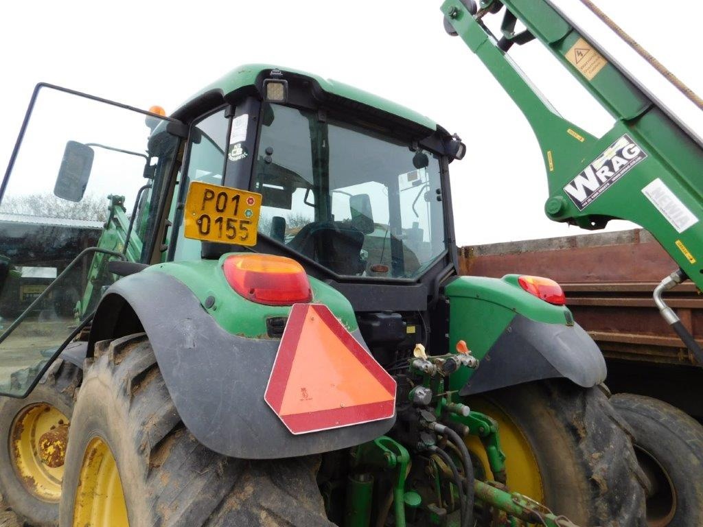 traktor John Deere 6520 SE - 15