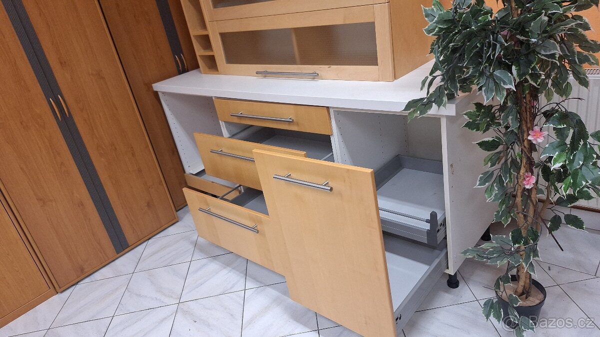 Kuchyňská linka německé výroby - 15