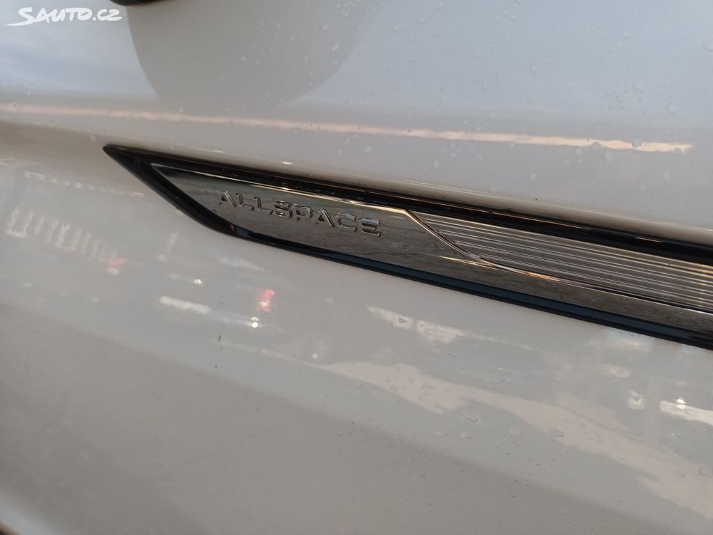 Volkswagen Tiguan Allspace, 2.0i 140kw aut.4x4 7sed tažný - 15