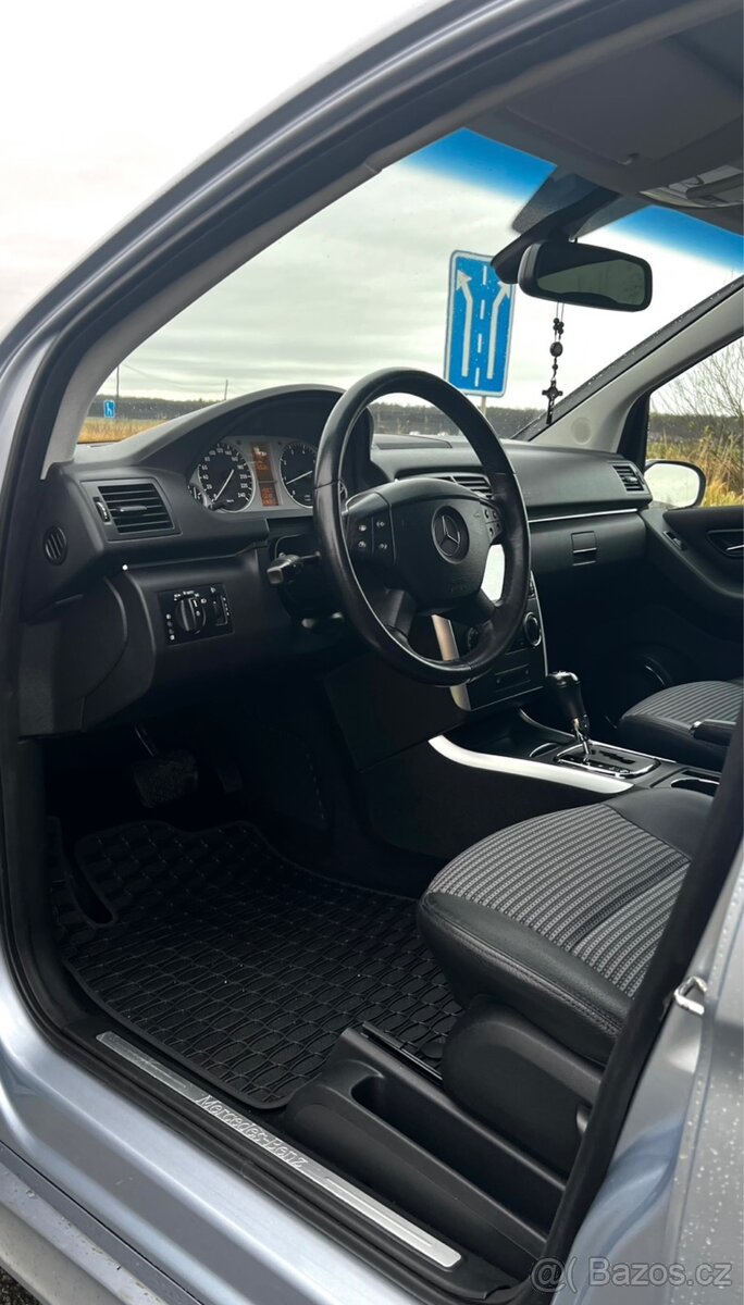 Mercedes Benz třídy B 200 Turbo - 15