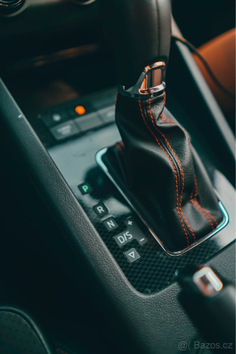 Škoda Octavia RS 245 Combi - 15