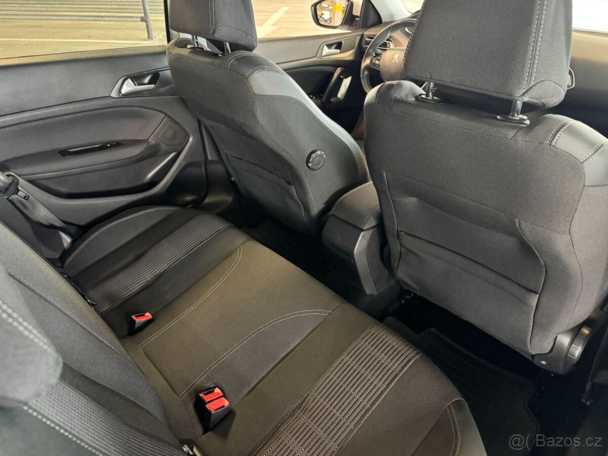 Peugeot 308 - 15