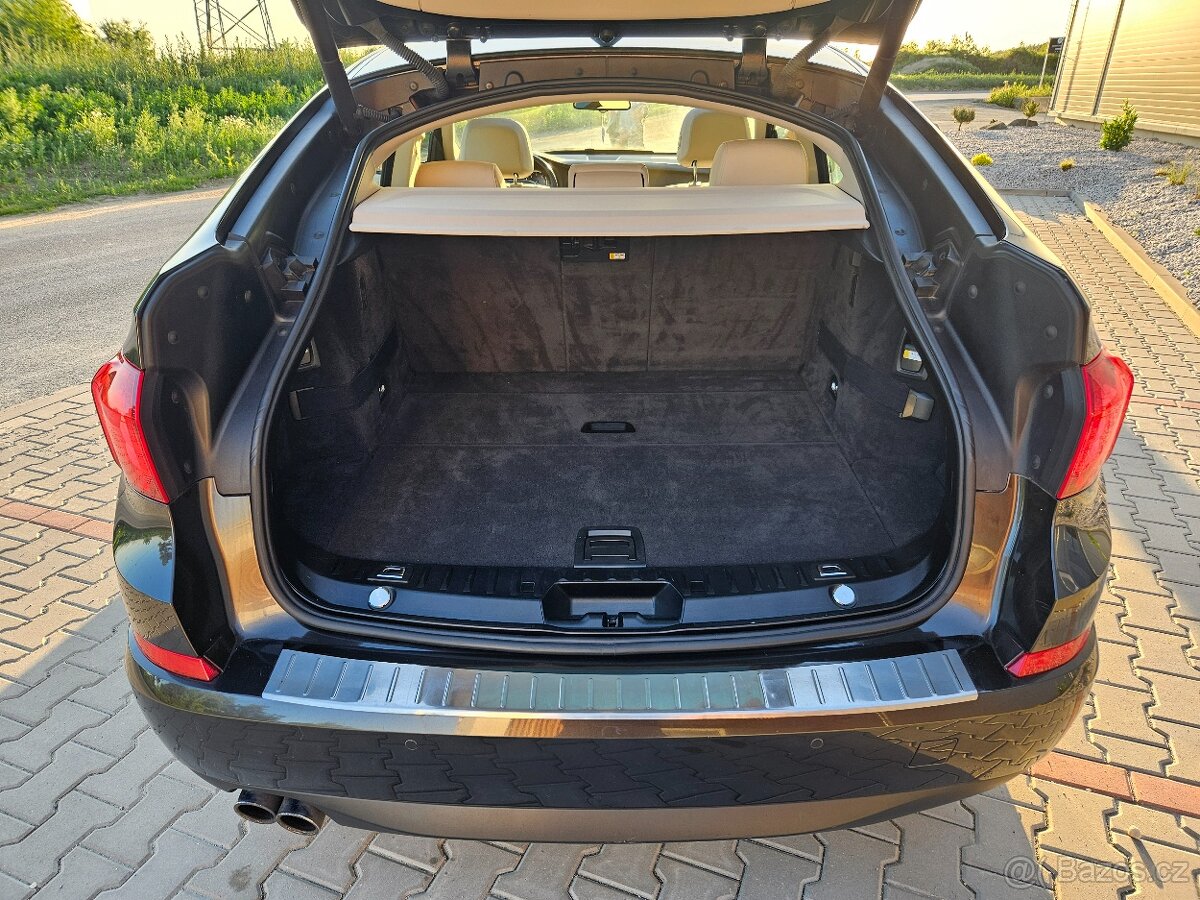 BMW GT 520D //LUXURY//135KW//PANORAMA// - 15