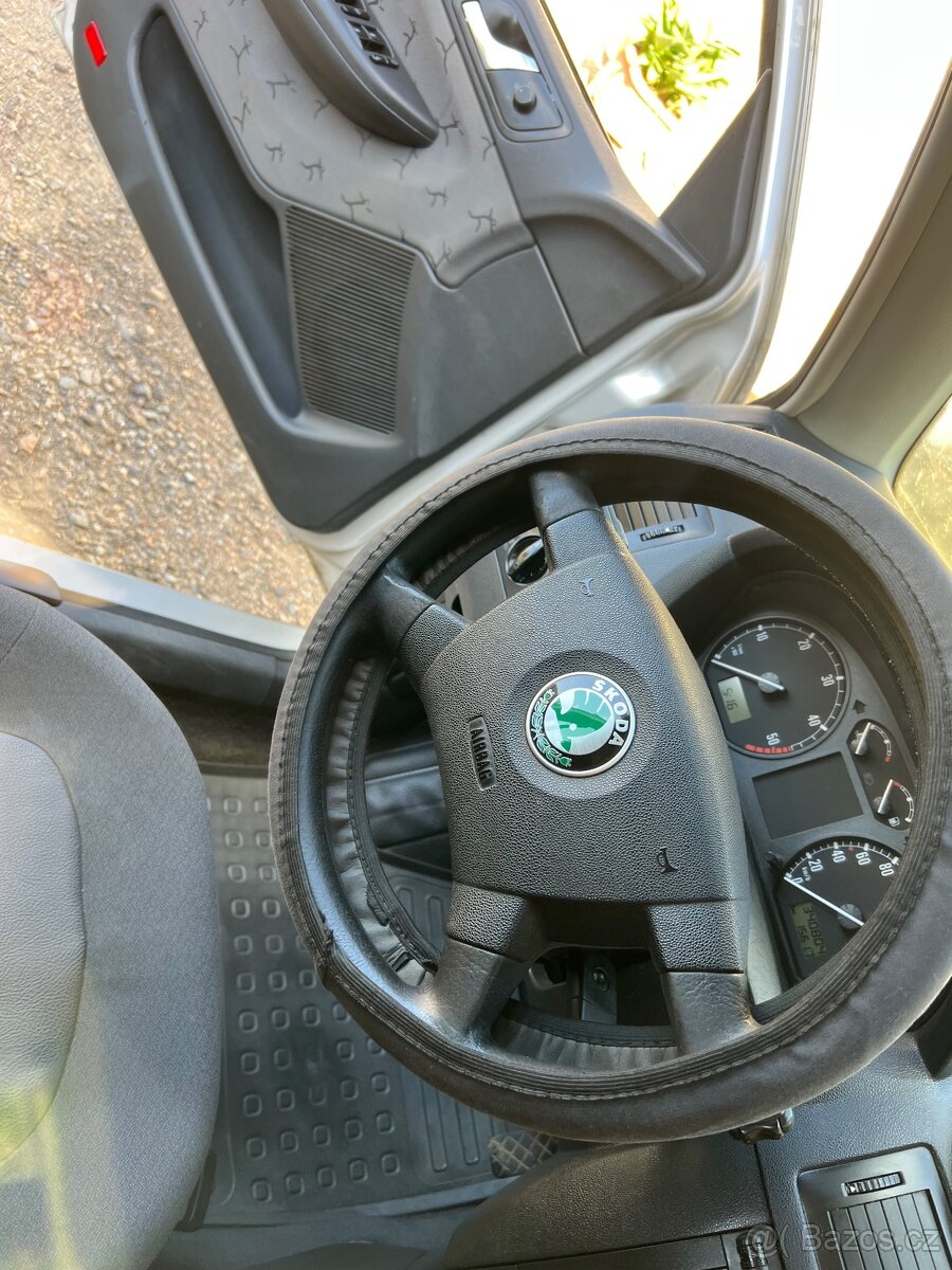 Fabie 1.9 74 kw 2002 - 15