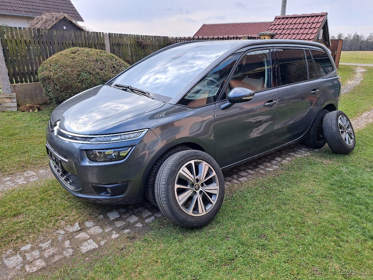 Citroën Grand C4 picasso 2.0HDi 7míst - 15