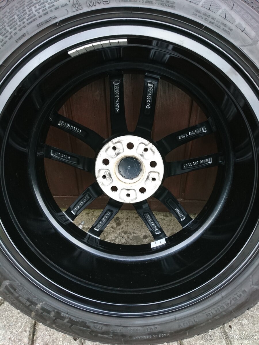BMW 5 G30,31 18" M 662 originální zimní kola 245/45/18 5x11 - 15