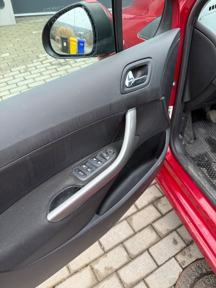 Peugoet 308 1.6 hdi 66kw - 15