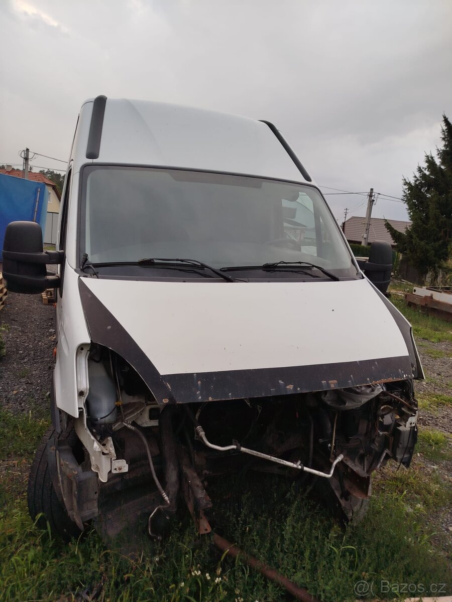 Prodám iveco daily 2012 2,3 93 kw a motor - 15