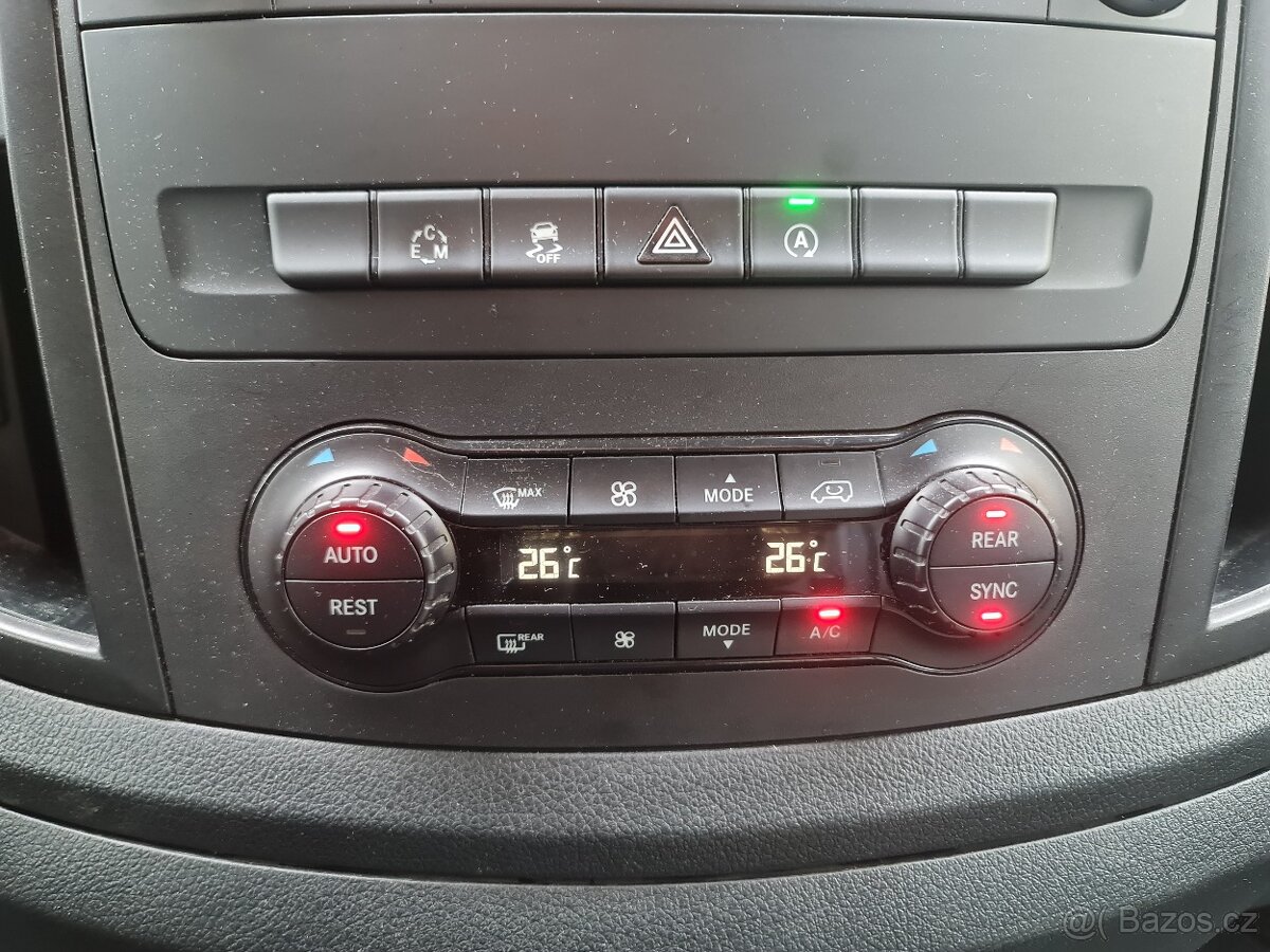 MB Vito Tourer 4x4 116CDI, 8/2018, 9míst, kůže - 15