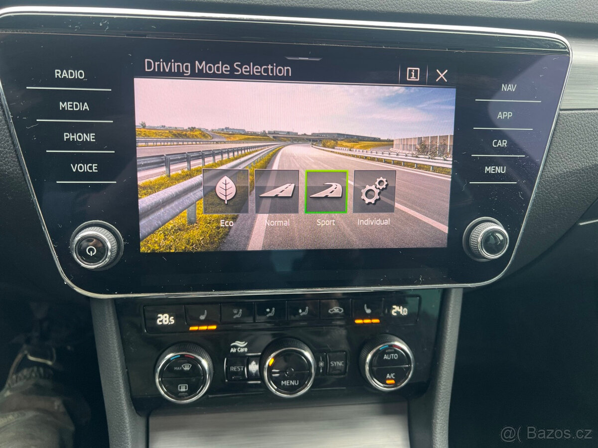 Škoda Superb 2.0TSi 140kW Style Plus,DSG,Virtual - 15