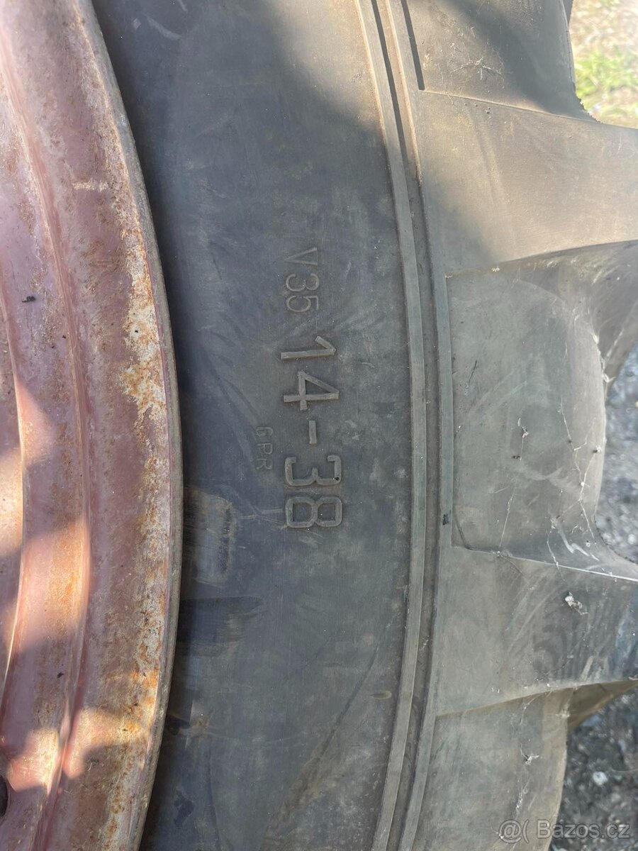 Originální ráfky na traktor Belarus, traktorbagr Belorus EO - 15