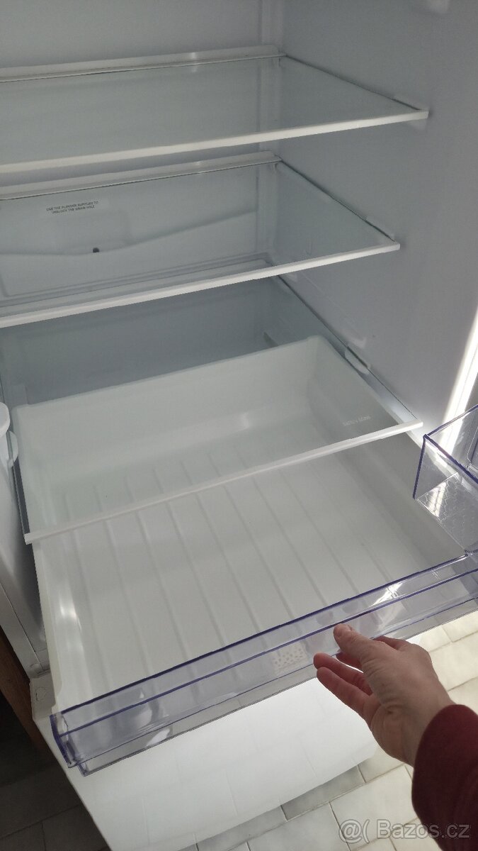 Lednice Beko s mrazákem - 15