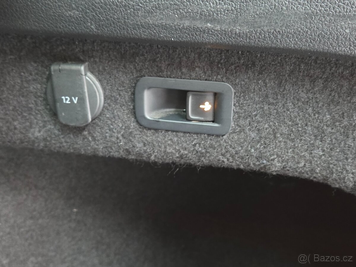 VOLKSWAGEN PASSAT KOMBI 2,0TDi 110kW - 15