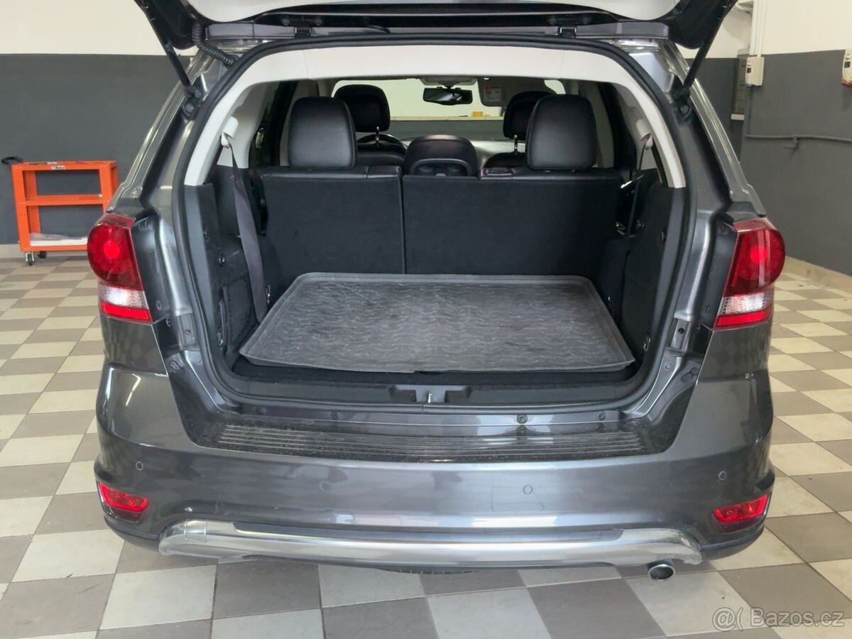 Fiat Freemont 2,0 MTJ Cross 4x4 - 15