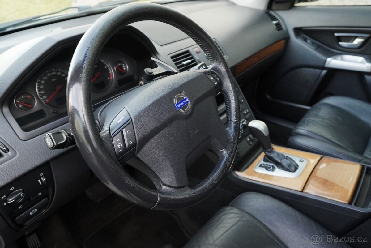 Volvo XC90 2,4D D5 EXECUTIVE AWD - 15