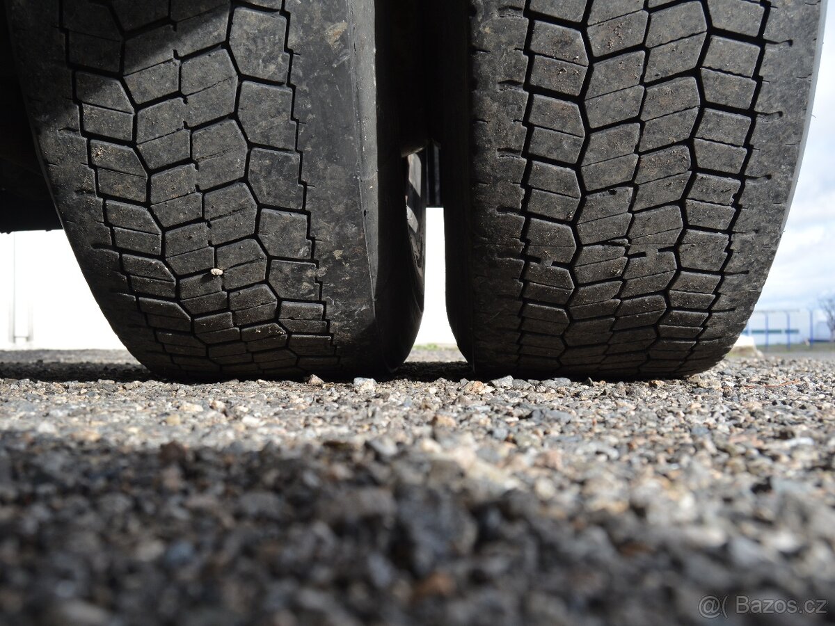 DAF CF 320 FA Euro VI 4x2 skříň - 15