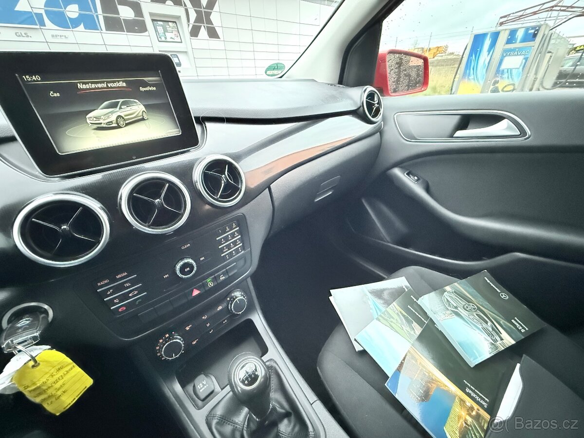 MERCEDES BENZ B180 1.6 BENZIN 2015 - 15