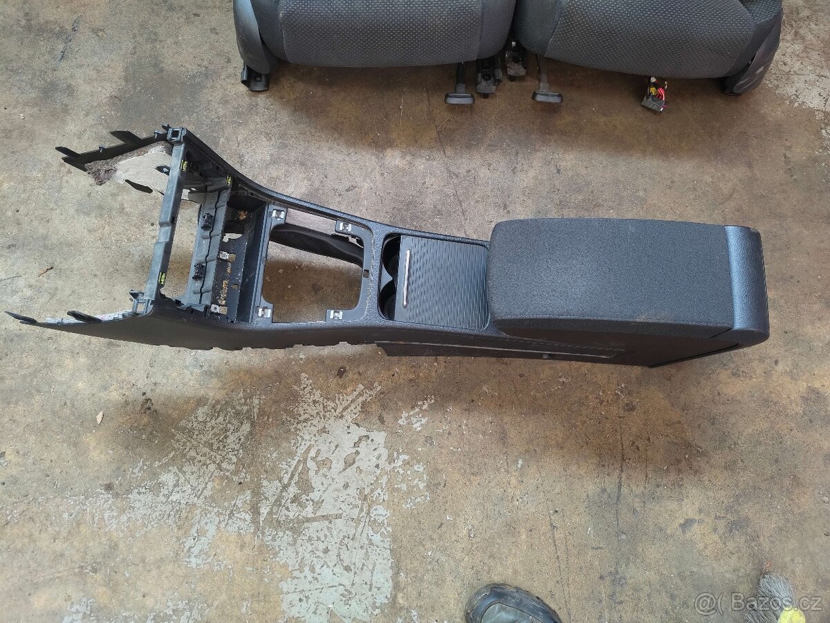 Sedačky Passat B6 sedan + tunel - výhřev - 15