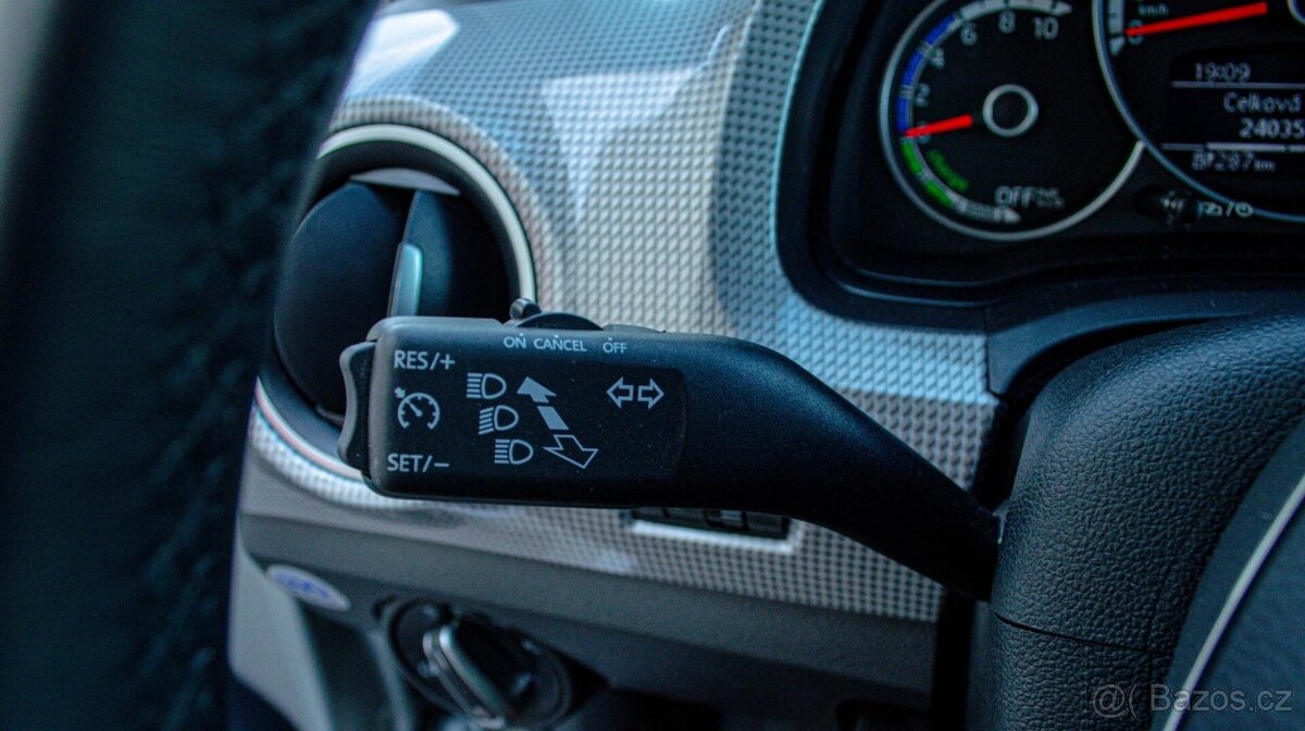 Volkswagen e-UP 2022 - 15