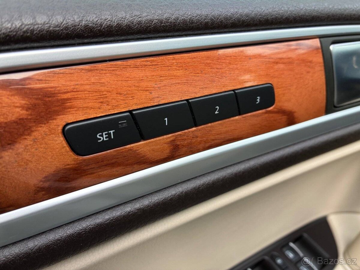 Volkswagen Touareg, 4,2TDi V8, FULL SERVIS, DPH, TOP - 15