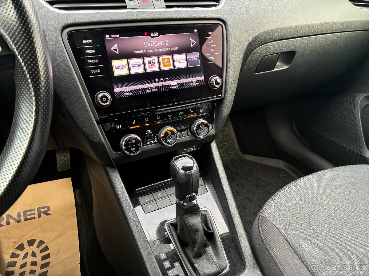 Škoda Octavia 2.0TSI 140kW AUTOMAT STYLE DPH - 15