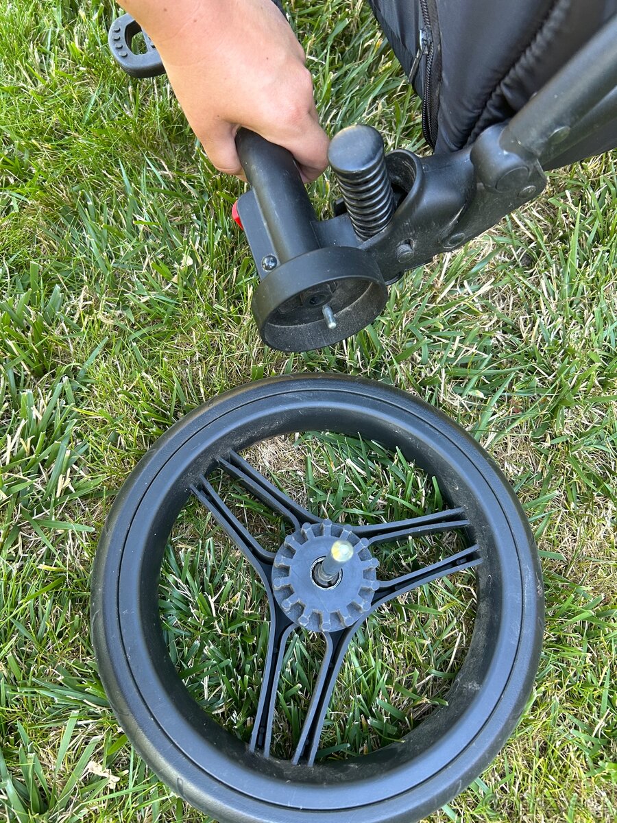 Kočárek + autosedačka s isofix základnou - 15