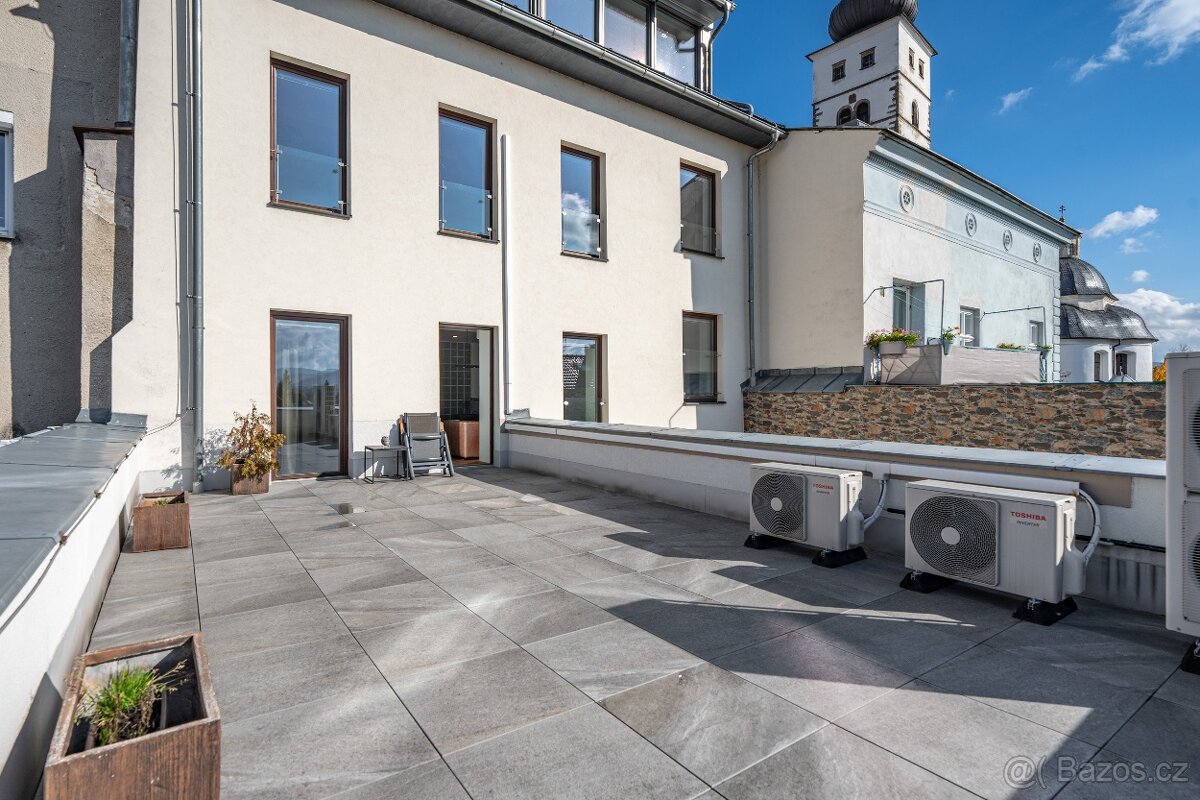 Pronájem bytu 2+kk 84 m² + 40 m² terasa - 15