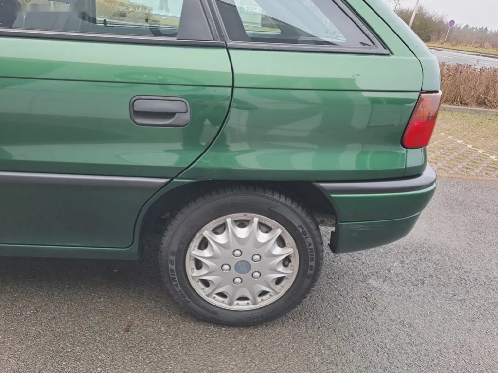 Opel Astra, 1.6i 2.MAJ VELMI PĚKNÉ AUTO - 15
