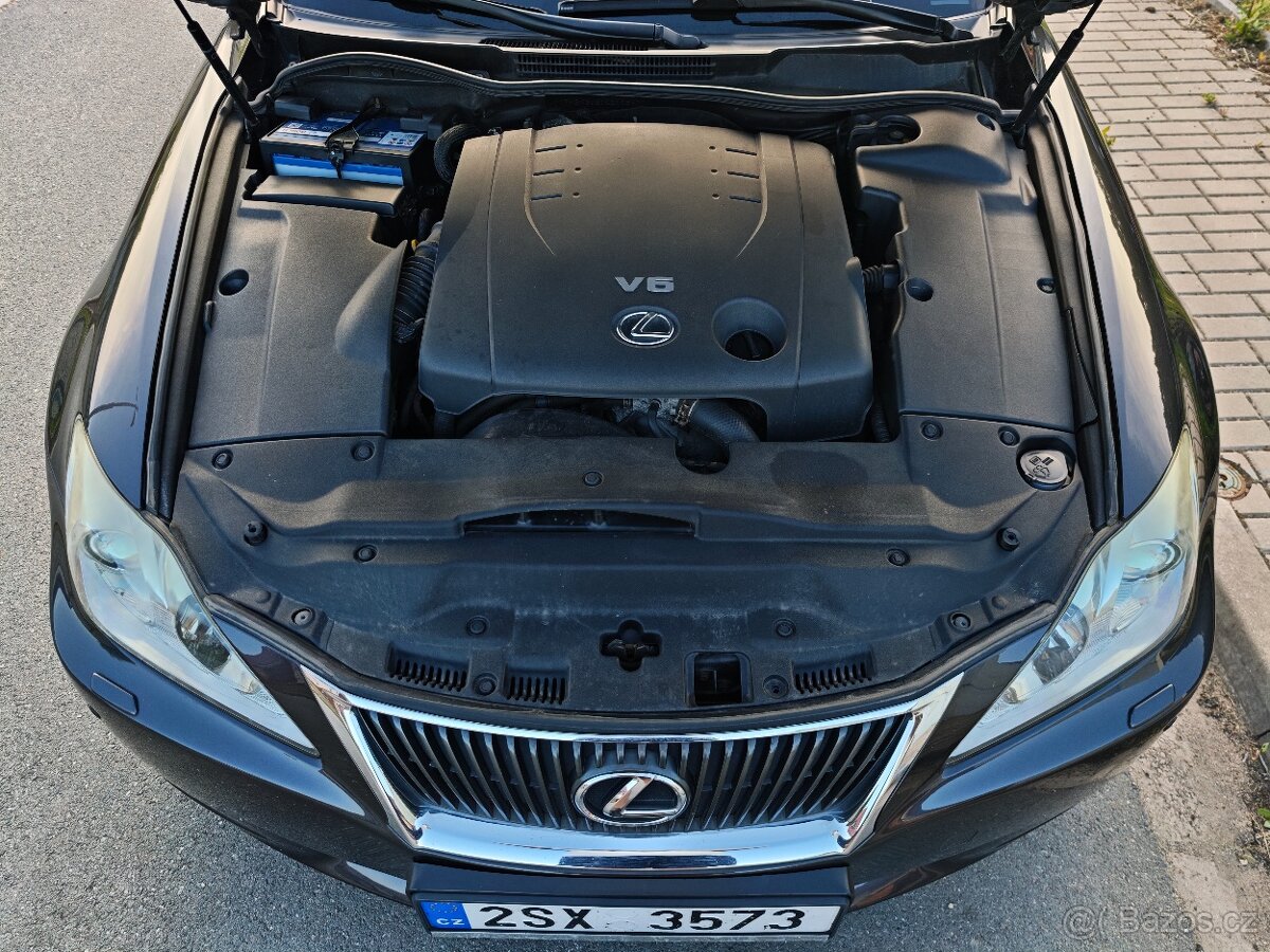 Lexus IS 250 Luxury - 15