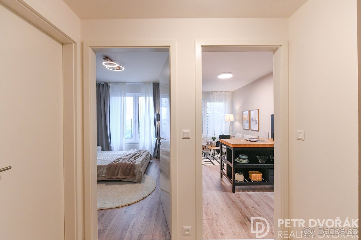 Prodej bytu 2+kk 40 m², Počernická, Praha - Strašnice - 15