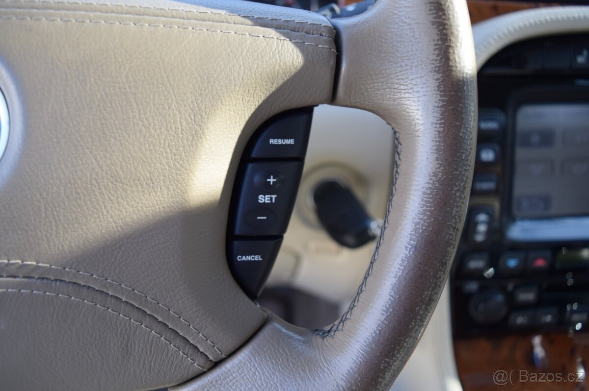 Jaguar XJ-R 4.2 V8 2004 - 15