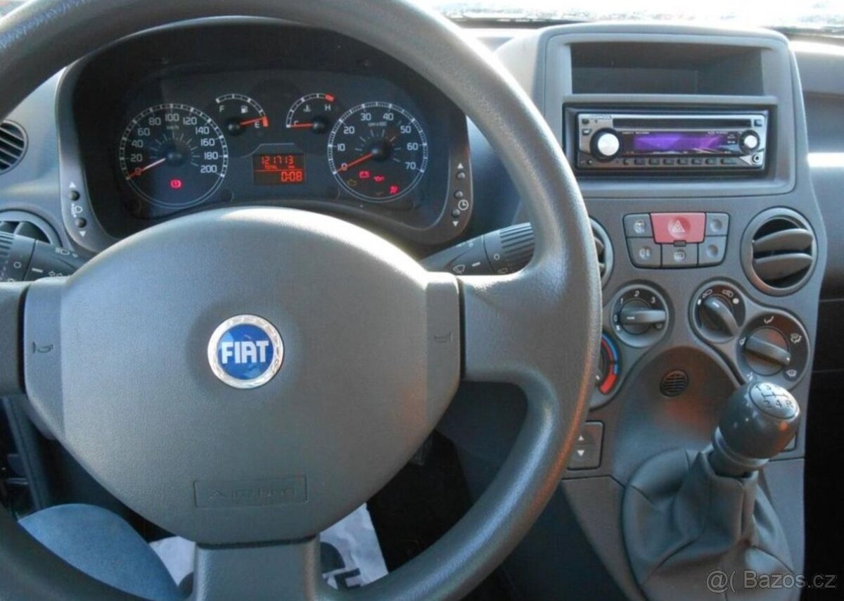Fiat Panda 1,2 44 kW Historie benzín - 15
