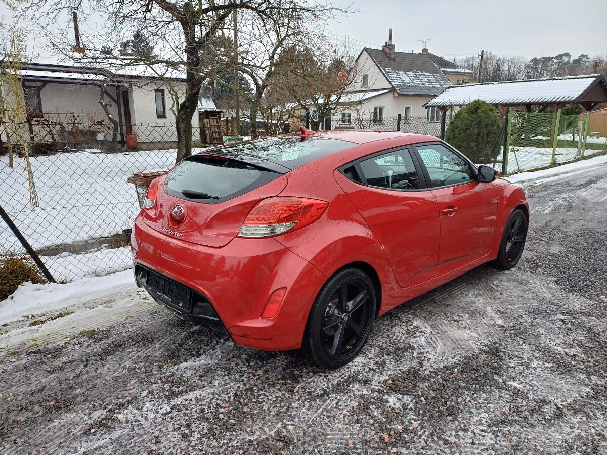 RARITKA Hyundai Veloster 1.6...71050km - 15