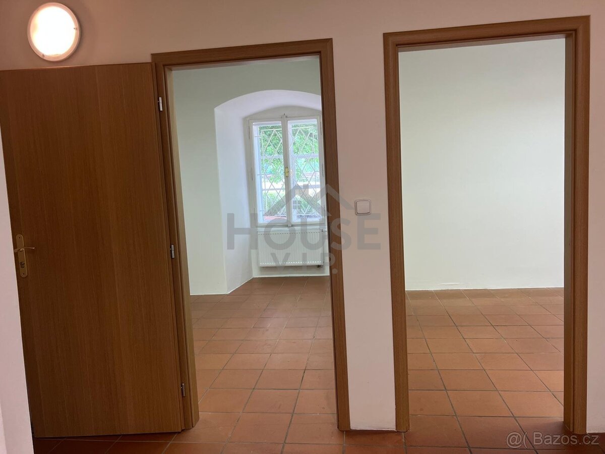 Prodej obchodního prostoru 109 m², Praha 7 - Troja. - 15
