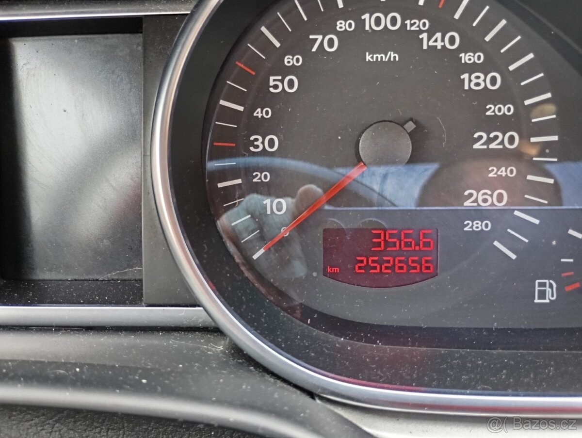 Audi q7 4.2l 240kw - 15