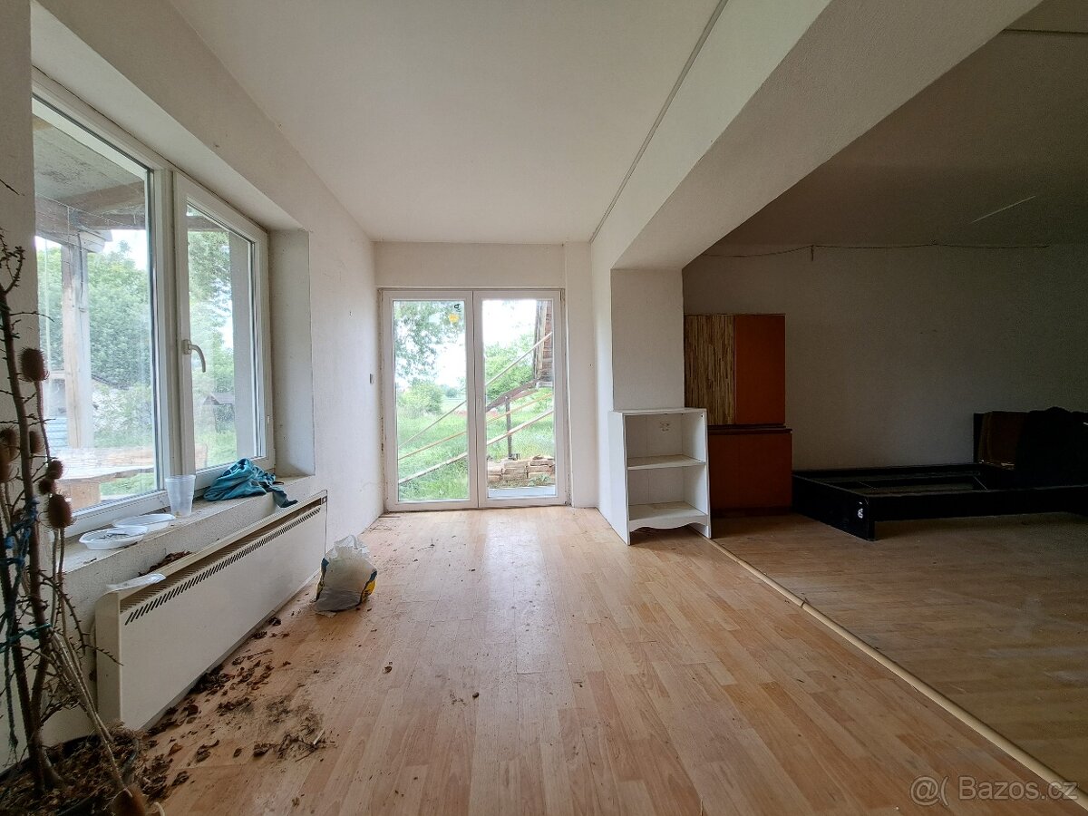 Prodej RD 6+kk Drnholec o 298 m2 před dokončením rekonstrukc - 15