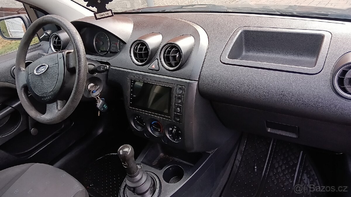 Ford fiesta 1.3i-51kw,rok2003,stk 10/26,org. Km - 15