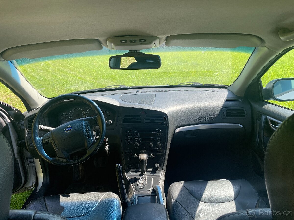 Prodám Volvo XC70 - 15