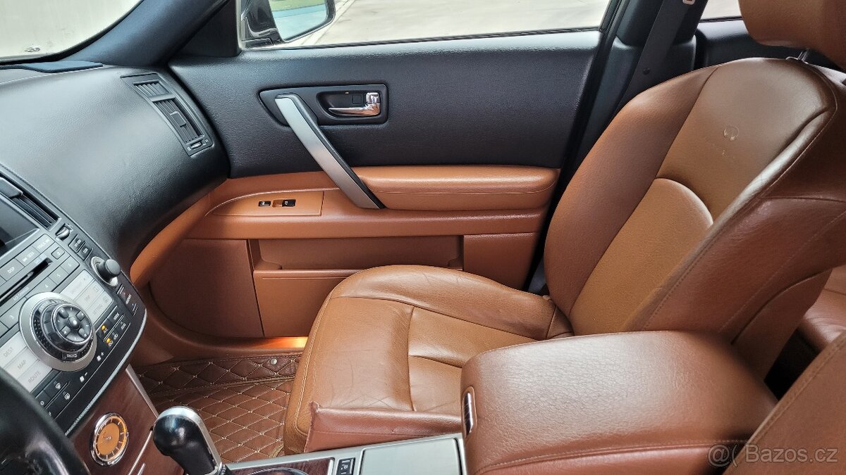 Prodám Infiniti FX45 - 15