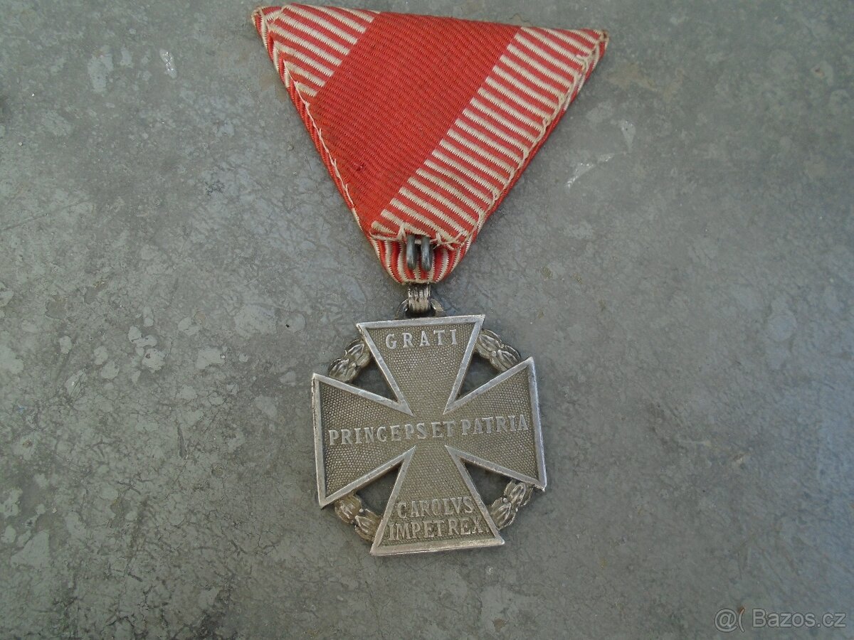 VYZNAMENÁNÍ - 15