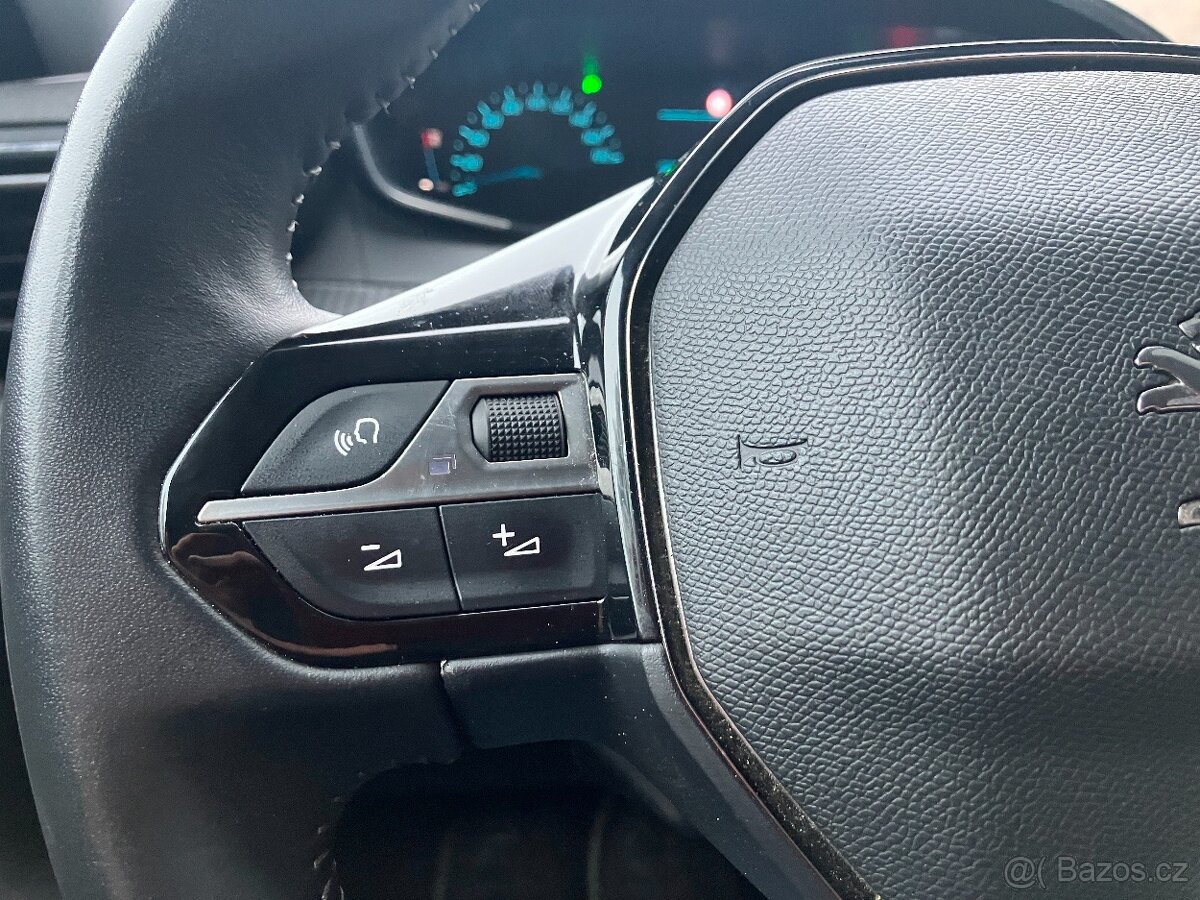 Peugeot 2008 EV Active 50 kWh elektro, SoH 92,4% - 15