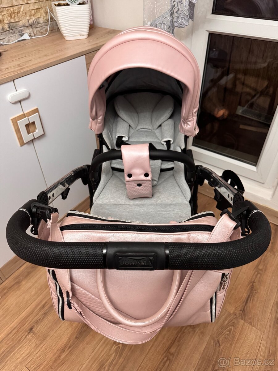 Kočárek Junama Diamond - 15