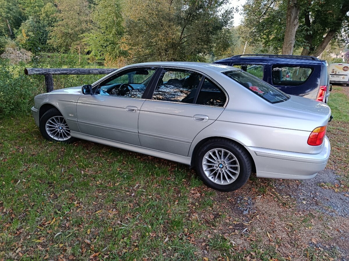 BMW E39 525i automat - 15