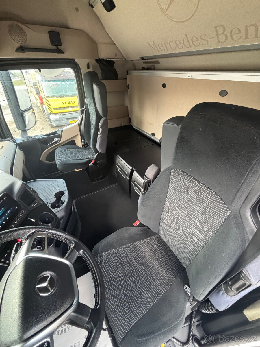 Prodám tahač MERCEDES-BENZ ACTROS 1848 E6 dvouokruhová hydr. - 15